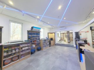 Eladó 417 m²-esegyéb üzlethelyiség XV. Kerület (Rákospalota) , Rákospalota M3 csomópont közeli: 280'000'000 Ft