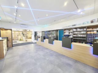 Eladó 417 m²-esegyéb üzlethelyiség XV. Kerület (Rákospalota) , Rákospalota M3 csomópont közeli: 280'000'000 Ft