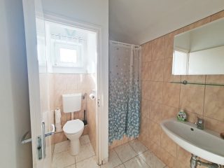 Eladó 417 m²-esegyéb üzlethelyiség XV. Kerület (Rákospalota) , Rákospalota M3 csomópont közeli: 280'000'000 Ft