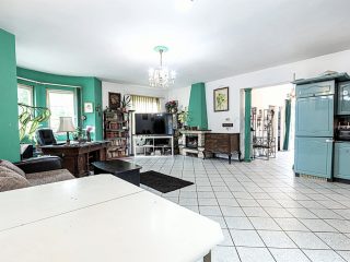 Eladó 479 m²-escsaládi ház XV. Kerület (Rákospalota) , Rákospalotai körvasút sor: 149'900'000 Ft
