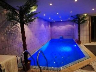 Eladó 479 m²-escsaládi ház XV. Kerület (Rákospalota) , Rákpspallotai körvasútsor sor: 180'000'000 Ft