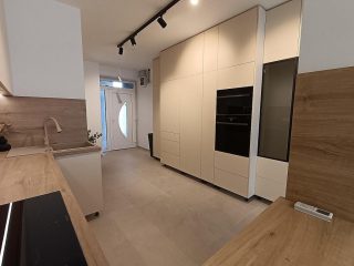 Eladó 88 m²-estársasházi lakás XV. Kerület (Rákospalota) , Szentmihályi út: 116'900'000 Ft