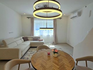 Eladó 88 m²-estársasházi lakás XV. Kerület (Rákospalota) , Szentmihályi út: 116'900'000 Ft