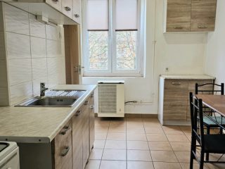 Eladó 34 m²-estársasházi lakás XV. Kerület (Rákospalota) , Törökszegfű tér: 47'500'000 Ft