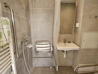 Eladó 104 m²-estársasházi lakás XV. Kerület (Újpalota) , Erdőkerülő utca: 110'000'000 Ft