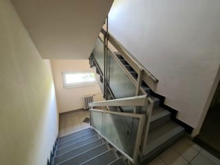 Kiadó 35 m²-estársasházi lakás XV. Kerület (Újpalota) , Erdőkerülő utca: 190'000 Ft