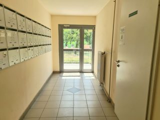 Kiadó 35 m²-estársasházi lakás XV. Kerület (Újpalota) , Erdőkerülő utca: 190'000 Ft