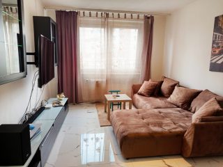 Eladó 47 m²-estársasházi lakás XV. Kerület (Újpalota) , Páskomliget utca: 56'000'000 Ft