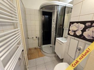Eladó 35 m²-estársasházi lakás XV. Kerület (Újpalota) , Páskomliget utca: 52'500'000 Ft