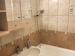 Eladó 57 m²-estársasházi lakás XV. Kerület (Újpalota) , Zsókavár utca: 58'000'000 Ft