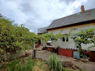 Eladó 75 m²-escsaládi ház XVI. Kerület (Árpádföld) , Állás utca: 99'000'000 Ft