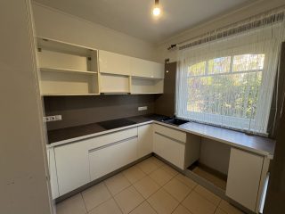 Eladó 272 m²-esikerház XVI. Kerület (Árpádföld) , Árpádföld: 144'900'000 Ft