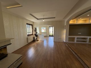 Eladó 272 m²-esikerház XVI. Kerület (Árpádföld) , Árpádföld: 144'900'000 Ft