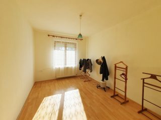 Eladó 95 m²-escsaládi ház XVI. Kerület (Árpádföld) , Árpádföld kedvelt részén: 110'000'000 Ft