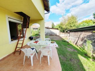 Eladó 95 m²-escsaládi ház XVI. Kerület (Árpádföld) , Árpádföld kedvelt részén: 110'000'000 Ft