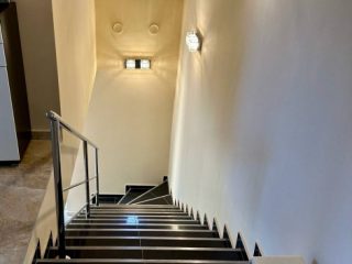 Eladó 138 m²-essorház XVI. Kerület (Árpádföld) , ÁrpádföldÖn lévő út: 175'800'000 Ft