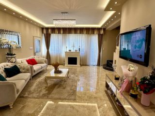 Eladó 138 m²-essorház XVI. Kerület (Árpádföld) , ÁrpádföldÖn lévő út: 175'800'000 Ft