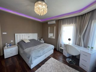 Eladó 138 m²-escsaládi ház XVI. Kerület (Árpádföld) , Budapesti út: 175'800'000 Ft