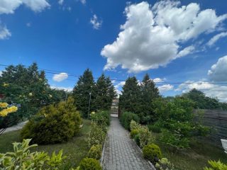 Eladó 138 m²-escsaládi ház XVI. Kerület (Árpádföld) , Budapesti út: 175'800'000 Ft