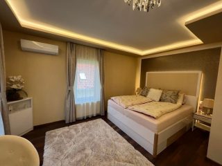 Eladó 138 m²-escsaládi ház XVI. Kerület (Árpádföld) , Budapesti út: 175'800'000 Ft