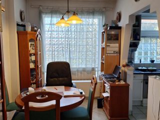 Eladó 229 m²-escsaládi ház XVI. Kerület (Cinkota) , Vidámvásár utca közeli utca: 229'000'000 Ft