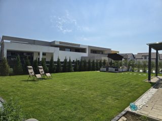 Eladó 137 m²-esikerház XVI. Kerület (Mátyásföld) , Ibafa utca: 298'000'000 Ft