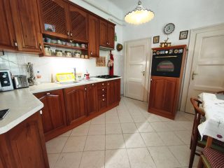 Eladó 140 m²-escsaládi ház XVI. Kerület (Mátyásföld) , Mátyásföld-Petőfikert utca: 232'900'000 Ft