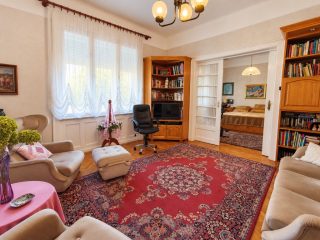 Eladó 140 m²-escsaládi ház XVI. Kerület (Mátyásföld) , Mátyásföld-Petőfikert utca: 232'900'000 Ft