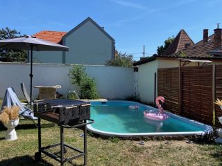 Eladó 140 m²-esikerház XVI. Kerület (Mátyásföld) , Újmátyásföld: 124'900'000 Ft