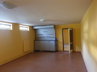 Eladó 233 m²-escsaládi ház XVI. Kerület (Rákosszentmihály) , Kisszentmihály: 262'000'000 Ft