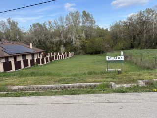 Eladó 1147 m²-estelek XVI. Kerület (Rákosszentmihály) , Szilas patak mellett utca: 99'500'000 Ft