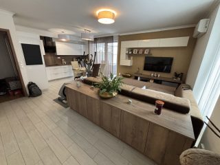 Eladó 95 m²-estársasházi lakás XVI. Kerület (Rákosszentmihály) , Zebra Lakópark: 159'000'000 Ft