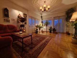 Eladó 107 m²-esházrész XVI. Kerület (Sashalom) , Batsányi János utca: 135'000'000 Ft