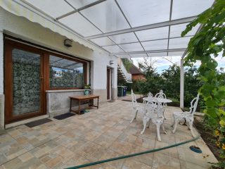 Eladó 96 m²-esházrész XVI. Kerület (Sashalom) , Batsányi János utca: 143'000'000 Ft