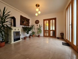 Eladó 96 m²-esházrész XVI. Kerület (Sashalom) , Batsányi János utca: 143'000'000 Ft