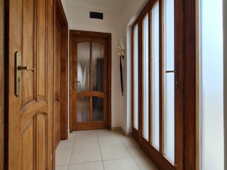 Eladó 96 m²-esházrész XVI. Kerület (Sashalom) , Batsányi János utca: 143'000'000 Ft