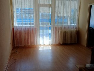 Kiadó 68 m²-estársasházi lakás XVI. Kerület (Sashalom) , Jókai lakótelep: 265'000 Ft