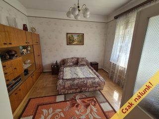 Eladó 111 m²-escsaládi ház XVI. Kerület (Sashalom) , Sashalmi piac közelében: 110'000'000 Ft