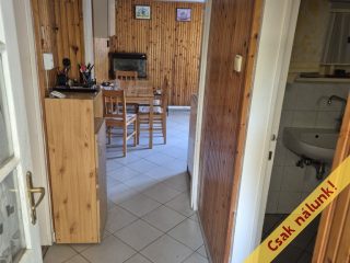 Eladó 111 m²-escsaládi ház XVI. Kerület (Sashalom) , Sashalmi piac közelében: 110'000'000 Ft
