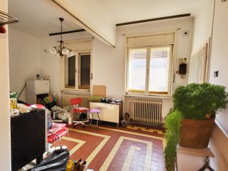 Eladó 244 m²-escsaládi ház XVI. Kerület (Sashalom) , Sashalom: 134'900'000 Ft