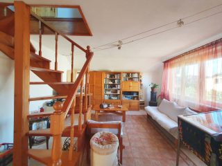 Eladó 186 m²-escsaládi ház XVI. Kerület (Sashalom) , Sashalom: 164'900'000 Ft
