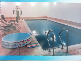 Eladó 1980 m²-esegyéb vendéglátó egység XVI. Kerület (Sashalom) , Veress Péter út közeli utca: 3'120'000 EUR