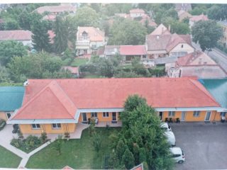Eladó 1980 m²-esegyéb vendéglátó egység XVI. Kerület (Sashalom) , Veress Péter út közeli utca: 3'120'000 EUR
