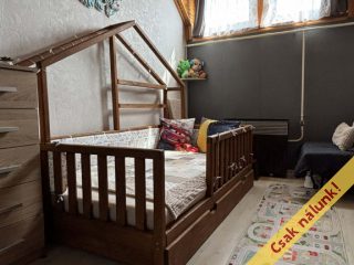 Eladó 163 m²-escsaládi ház XVII. Kerület (Akadémiaújtelep) , 524.utca utca: 169'900'000 Ft