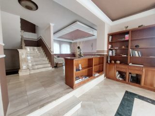 Eladó 355 m²-escsaládi ház XVII. Kerület (Akadémiaújtelep) , Akadémiaújtelep: 344'000'000 Ft