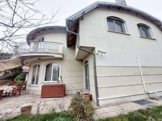 Eladó 355 m²-escsaládi ház XVII. Kerület (Akadémiaújtelep) , Akadémiaújtelep: 344'000'000 Ft