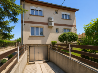 Eladó 199 m²-escsaládi ház XVII. Kerület (Akadémiaújtelep) , Akadémiaújtelepen: 169'000'000 Ft