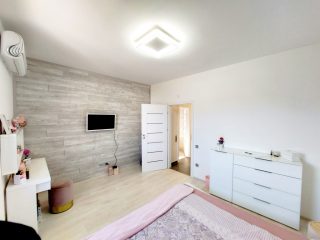 Eladó 150 m²-esikerház XVII. Kerület (Helikopter lakópark) , Helikopter lakópark: 217'000'000 Ft