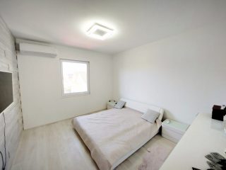 Eladó 150 m²-esikerház XVII. Kerület (Helikopter lakópark) , Helikopter lakópark: 217'000'000 Ft