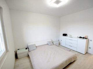 Eladó 150 m²-esikerház XVII. Kerület (Helikopter lakópark) , Helikopter lakópark: 217'000'000 Ft